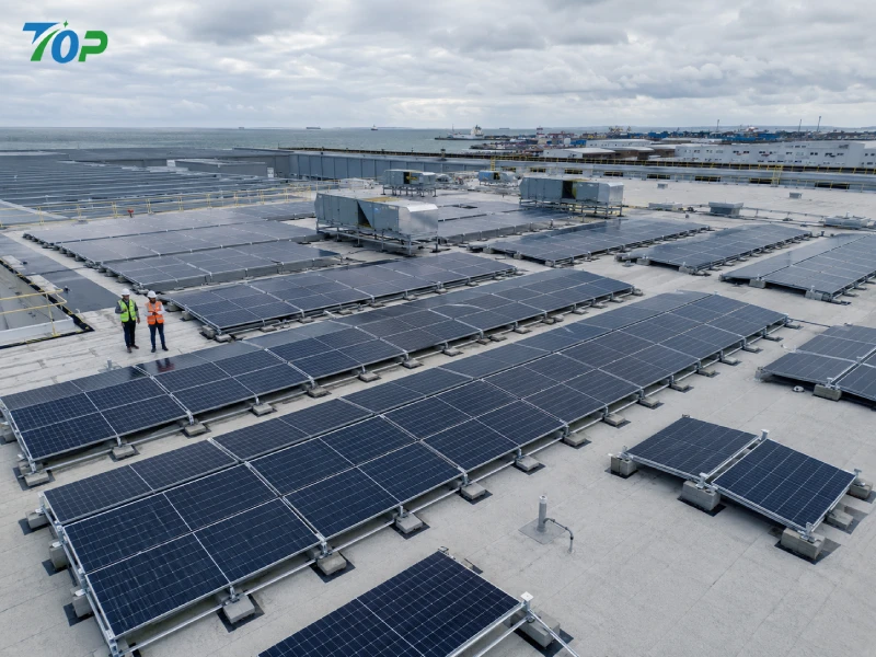 Neprenikajúci montážny systém solárneho predradníka na plochú strechu: Vodotesné riešenie technickej kvality pre komerčné strešné fotovoltaické projekty